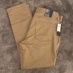 Banana Republic- Travel Jeans